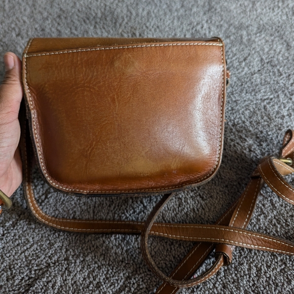 Patricia Nash Barcelona Saddle Bag - Picture 6 of 10